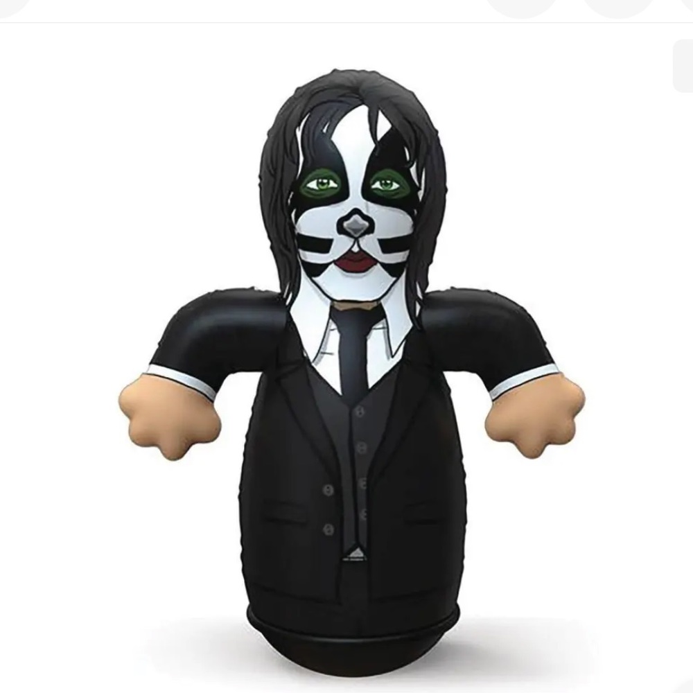 KiISS Bow ups The Catman